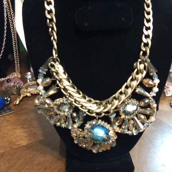 Necklace Material Untested - Picture 2 of 6